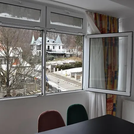 Victoria Apartment